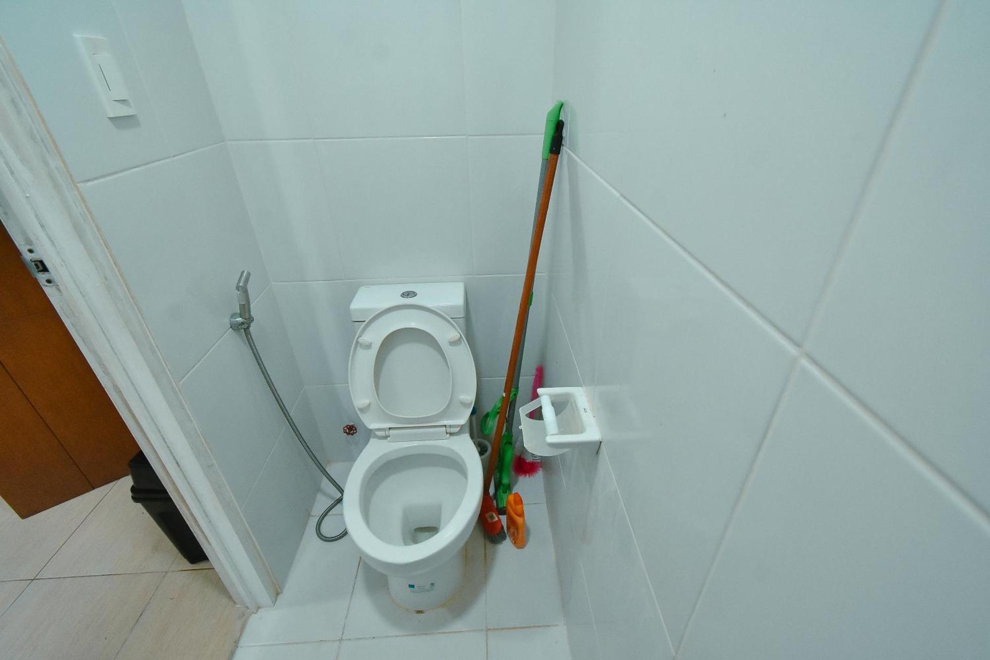 문틴루파 Cozy Unit With Free Pool, Netflix & Wifi In Alabang Crq3 아파트 호텔 외부 사진