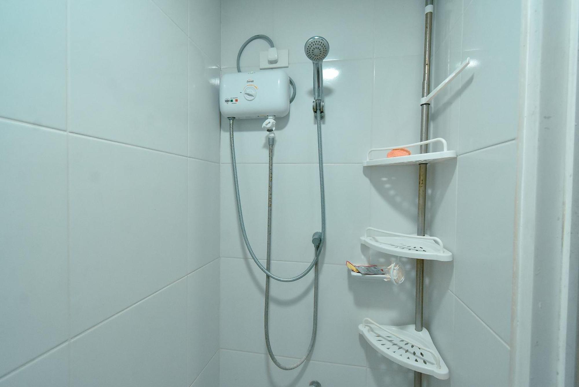 문틴루파 Cozy Unit With Free Pool, Netflix & Wifi In Alabang Crq3 아파트 호텔 외부 사진