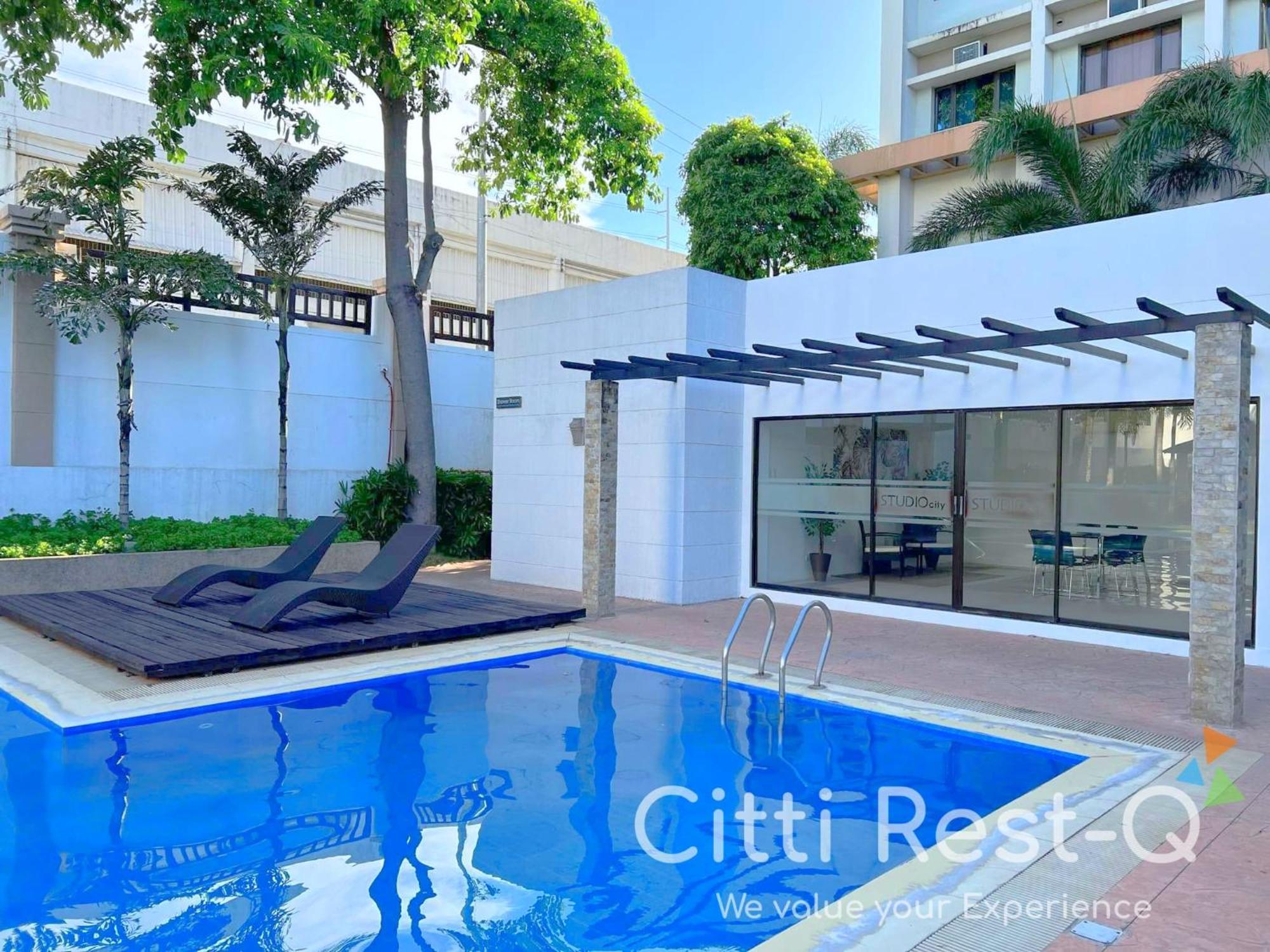 문틴루파 Cozy Unit With Free Pool, Netflix & Wifi In Alabang Crq3 아파트 호텔 외부 사진
